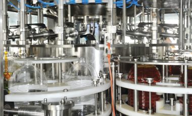 非飲料吹灌旋一體機